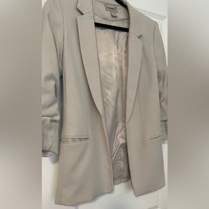 H&M ruched sleeve blazer